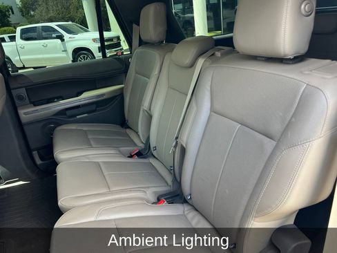Used 2018 Ford Expedition XLT w/ Equipment Group 202A RWD image 22
