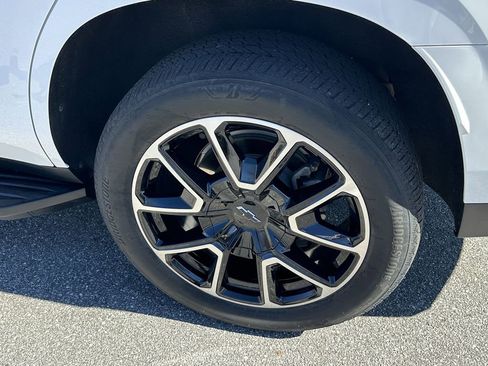 Used 2023 Chevrolet Tahoe RST image 23