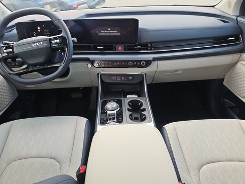 New 2027 Kia Carnival SX FWD image 13