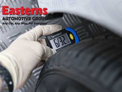 Used 2024 Chevrolet Malibu LT image 28