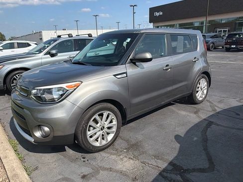 Used 2017 Kia Soul + FWD image 2