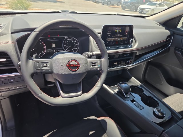 Used 2026 Nissan Rogue SV AWD/4WD image 9