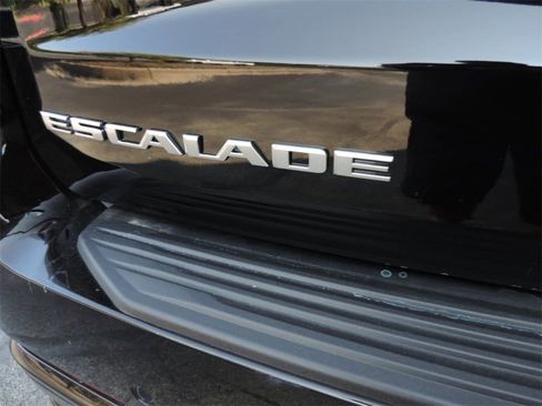 New 2025 Cadillac Escalade Sport w/ Touring Package image 17