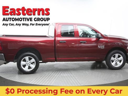 Used 2024 RAM 1500 Classic SLT AWD/4WD image 40
