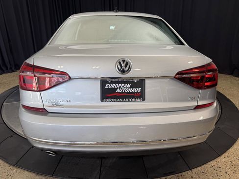Used 2018 Volkswagen Passat 2.0T SE image 7