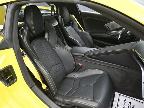 Used 2023 Chevrolet Corvette Stingray Premium Cpe w/ 3LT RWD image 30