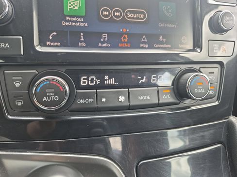 Used 2019 Nissan Maxima 3.5 SL w/ Floor Mat Group FWD image 22