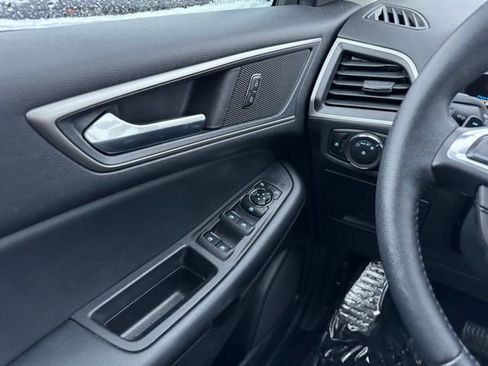 Certified 2023 Ford Edge SEL w/ Convenience Package image 30