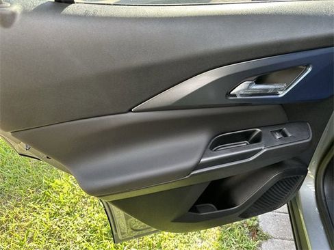 New 2026 Chevrolet Equinox EV LT image 39