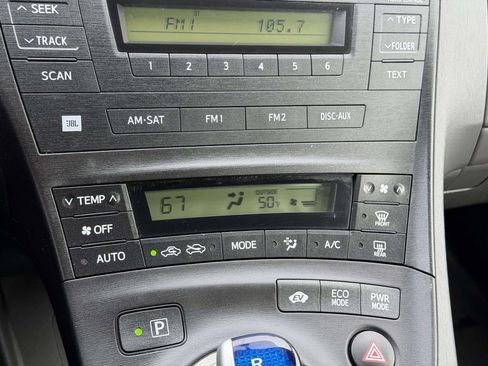 Used 2011 Toyota Prius Three image 4