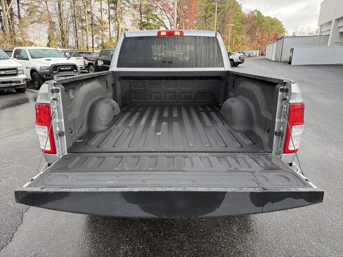 Used 2024 RAM 2500 Big Horn w/ Bed Utility Group image 19