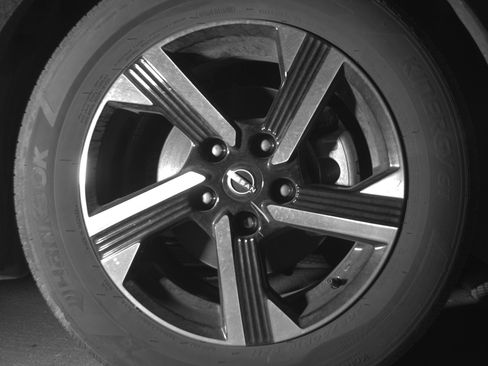 Used 2025 Nissan Sentra SV image 13