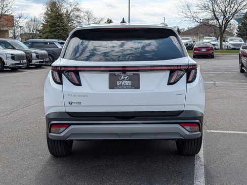 Certified 2025 Hyundai Tucson SEL AWD/4WD image 4