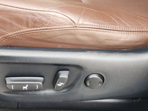 Used 2019 Toyota 4Runner Limited image 22