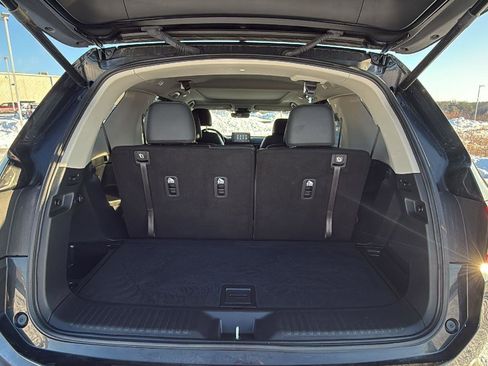 Used 2025 Honda Pilot Touring image 23