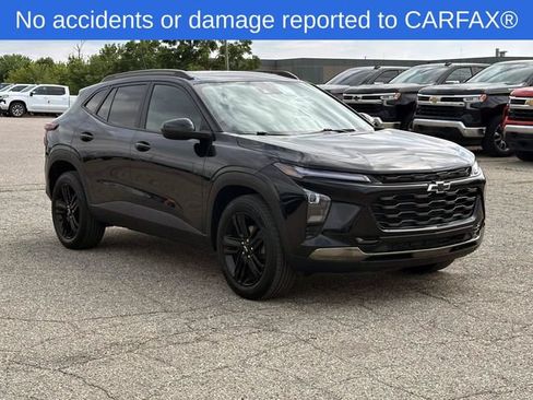 Certified 2024 Chevrolet Trax ACTIV w/ Sunroof Package FWD image 8