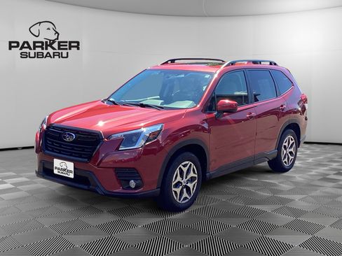 Used 2023 Subaru Forester Premium AWD/4WD image 1
