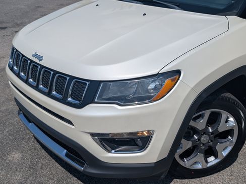 Used 2021 Jeep Compass Limited FWD image 13