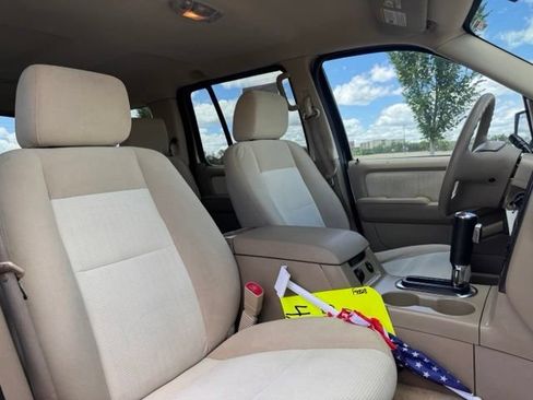 Used 2007 Ford Explorer XLT AWD/4WD image 21