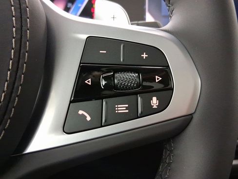 New 2026 BMW X5 xDrive50e w/ M Sport Package image 19