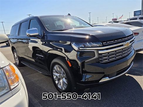 Used 2021 Chevrolet Suburban Premier w/ Premium Package image 3