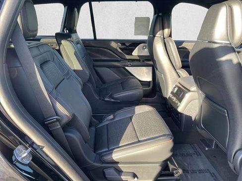 New 2025 Lincoln Aviator Black Label image 19