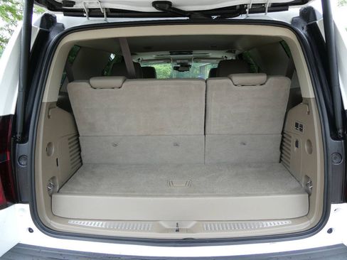Used 2017 Chevrolet Tahoe Premier AWD/4WD image 31