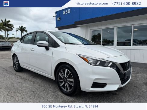 Used 2020 Nissan Versa SV FWD image 1