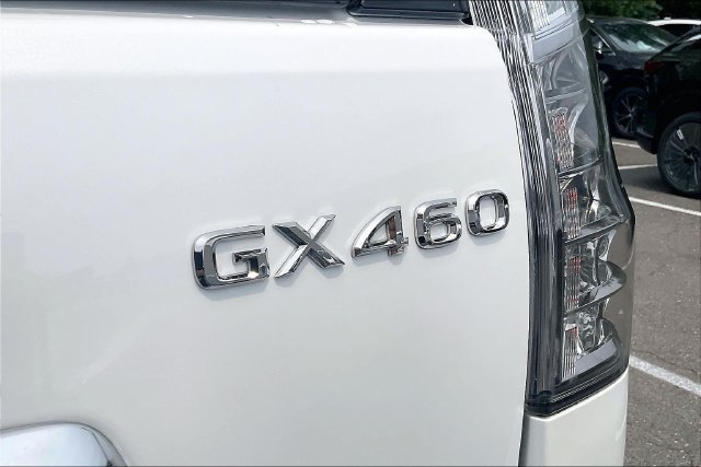 Certified 2023 Lexus GX 460 Premium w/ Premium Package AWD/4WD image 24