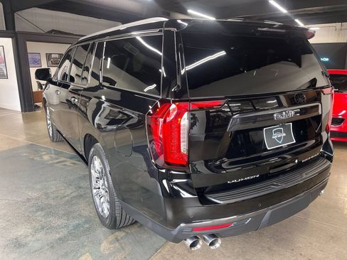 Used 2023 GMC Yukon XL Denali Ultimate AWD/4WD image 7