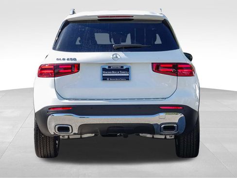 New 2026 Mercedes-Benz GLB 250 image 5