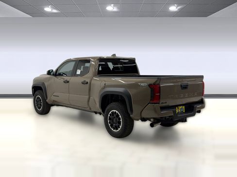 New 2026 Toyota Tacoma SR5 image 2