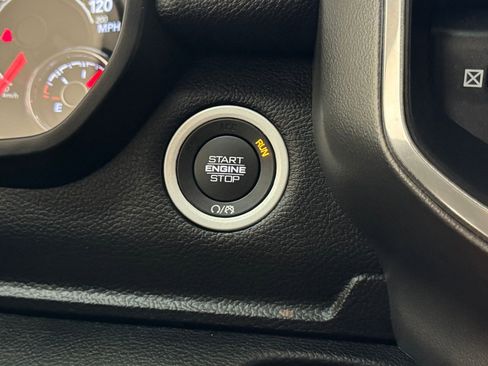 Used 2021 RAM 1500 Laramie w/ Night Edition image 31