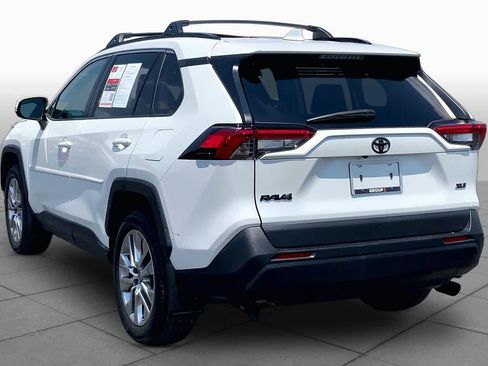 Used 2025 Toyota RAV4 XLE Premium FWD image 12