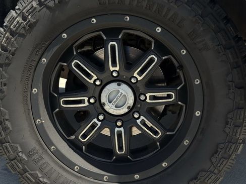 Used 2012 Ford F250 Lariat w/ Lariat Interior Pkg AWD/4WD image 9
