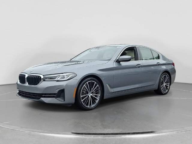 Used 2023 BMW 530i w/ Premium Package RWD image 3