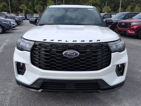 New 2026 Ford Explorer ST-Line w/ ST-Line Street Pack AWD/4WD image 9