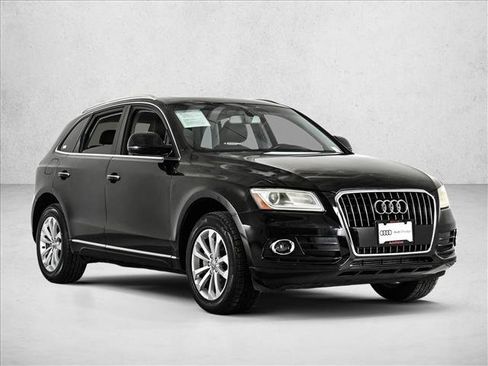 Used 2016 Audi Q5 2.0T Premium image 3