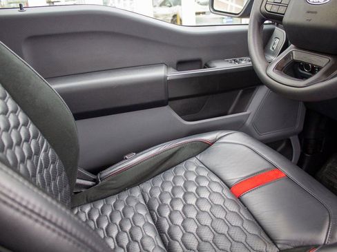 Used 2025 Ford F150 XL image 18