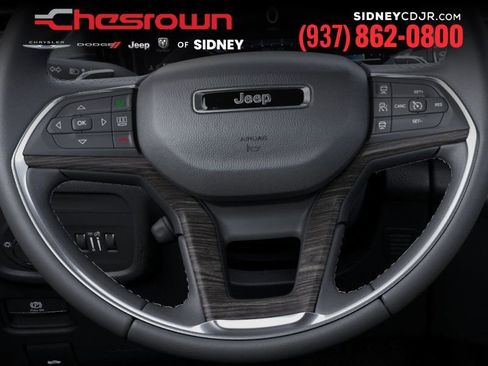 New 2025 Jeep Grand Cherokee L Limited w/ Luxury Tech Group II image 19