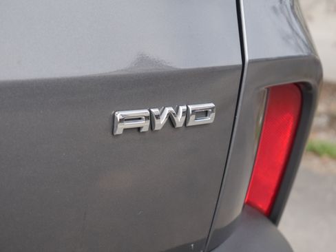 Certified 2022 Ford Escape SE w/ SE Sport Appearance Package image 21