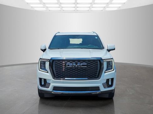 Used 2023 GMC Yukon Denali Ultimate AWD/4WD image 2