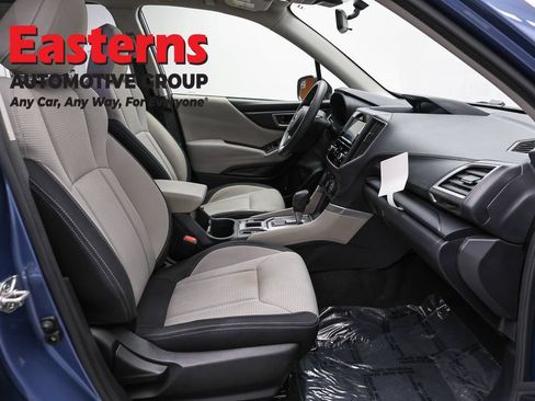 Used 2023 Subaru Forester AWD/4WD image 24