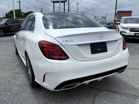 Used 2018 Mercedes-Benz C 300 Sedan image 4