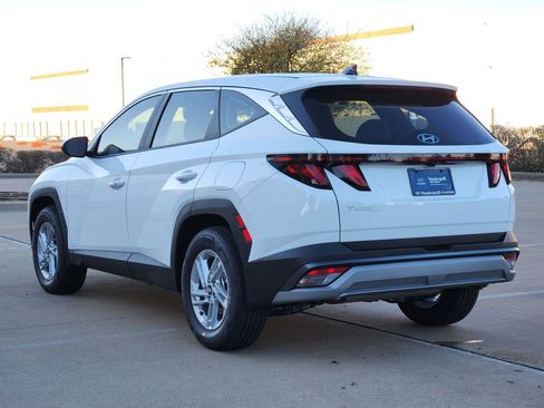 New 2026 Hyundai Tucson SE image 3
