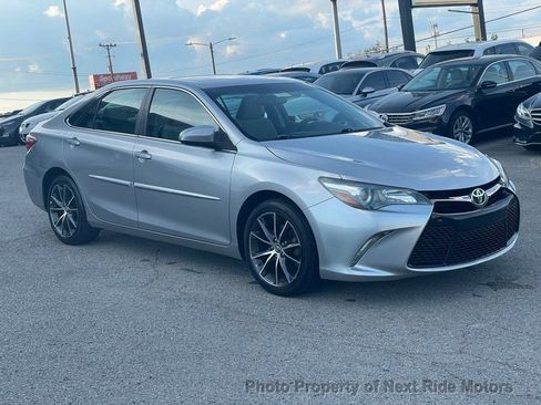 Used 2016 Toyota Camry XSE w/ Moonroof Package FWD image 4