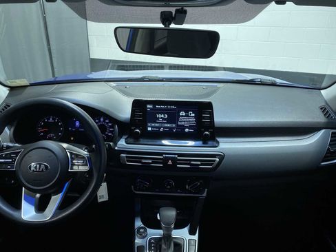 Used 2021 Kia Seltos LX image 10