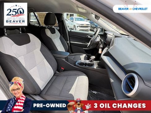 Used 2024 Chevrolet Trax LS FWD image 23