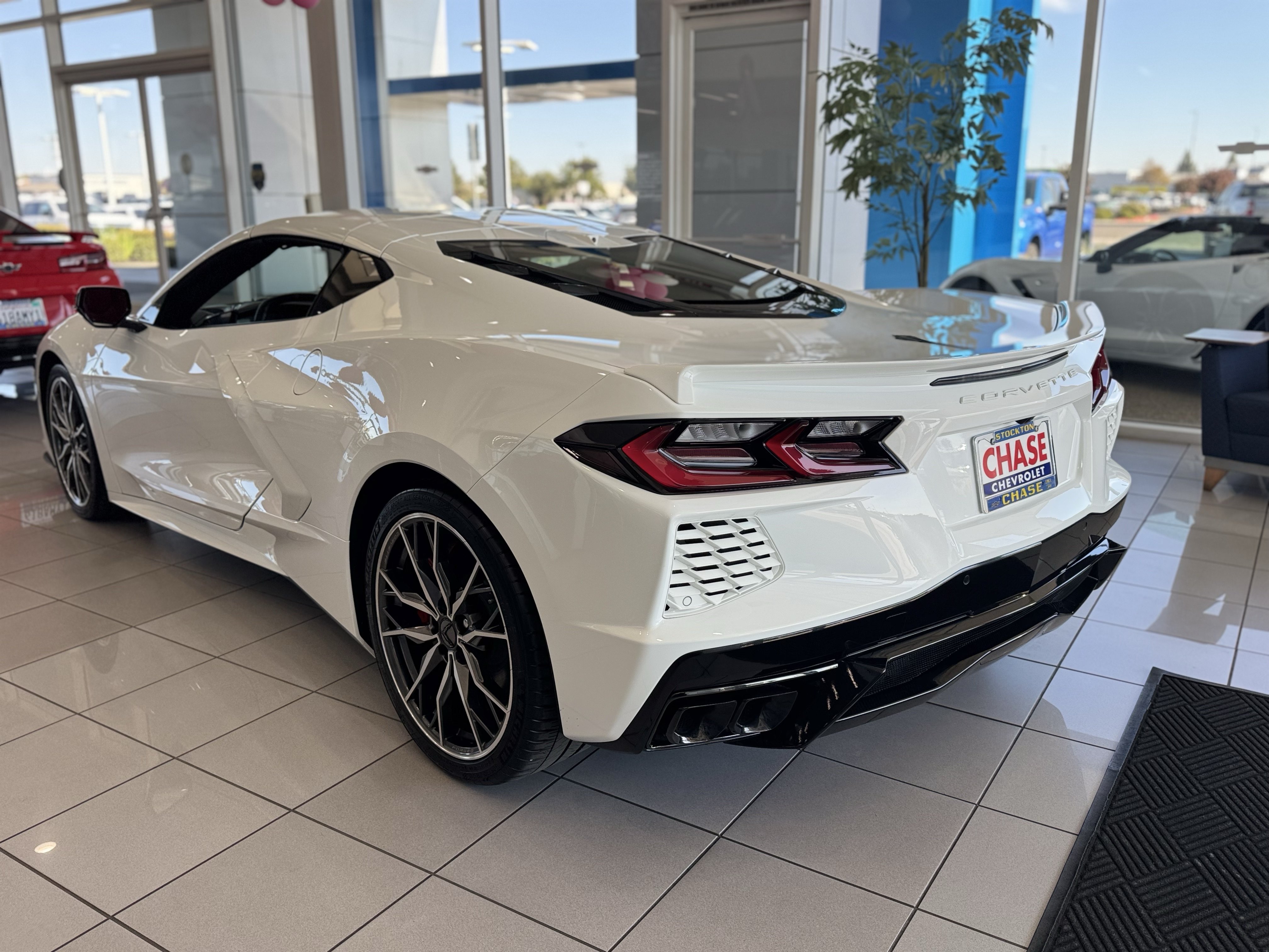 Used 2026 Chevrolet Corvette Stingray Coupe w/ 1LT RWD image 4
