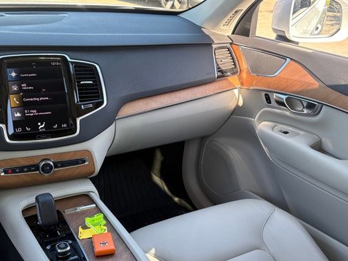 Certified 2022 Volvo XC90 T8 Inscription Expression image 16